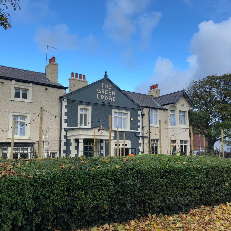 Green Lodge, Wirral By Marston'S Inns Hoylake Exterior photo